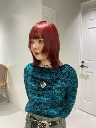 カラー Shiori・:* 💫のネイルデザイン