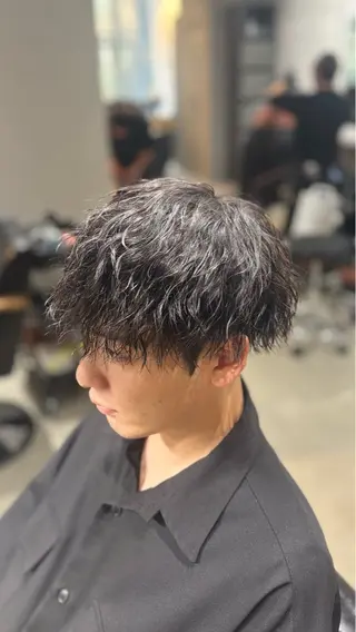 パーマ メンズ 心斎橋メンズ特化 高森蓮のヘアスタイル