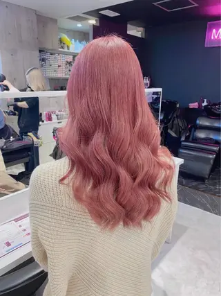 セミロング カラー ヘアアレンジ 🩶【推しハイトーン 】yuzu🩶のヘアスタイル