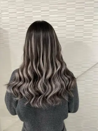 ロング シールエクステ KUMA🧸のヘアスタイル