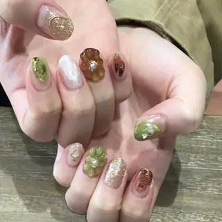 ネイル Nest 三田のマツエク・マツパデザイン