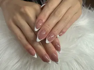 ネイル H’ami nailsalon 新大久保店所属・リサ 長さだし✨のネイルデザイン
