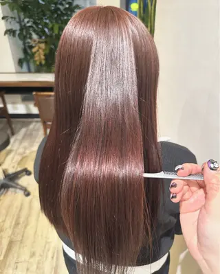 ロング カラー Aura所属・丸山 心 / 艶カラーのヘアスタイル