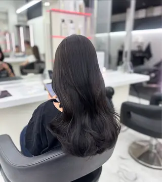 ロング カラー 🤍レイヤー/顔周り 暖色hirari🤍のヘアスタイル