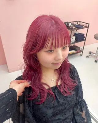 ロング カラー ronmuu所属・佐藤 舞花のヘアスタイル