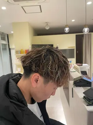 ショート カラー メンズ EARTHセンター南店所属・宮澤 理久のヘアスタイル