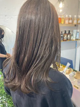 セミロング カラー Loom .by Sea  ルームバイシー所属・レイヤー/前髪/ 韓国/CHIHIROのヘアスタイル