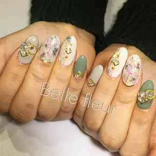 セミロング ネイル Belle fleurのネイルデザイン