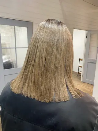 ミディアム Francesca【フランチェスカ】所属・【髪にドラマを】斎藤 奈々/岡山美容師🫧のヘアスタイル