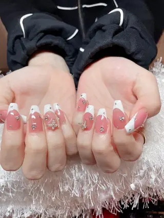 ネイル Le'a シズカのネイルデザイン