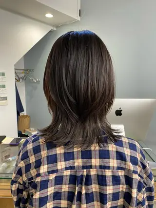 ミディアム カラー flamme Annaのヘアスタイル