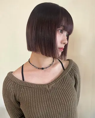 ショート レイヤーカット/ルー ツカラー/EMIRIのヘアスタイル