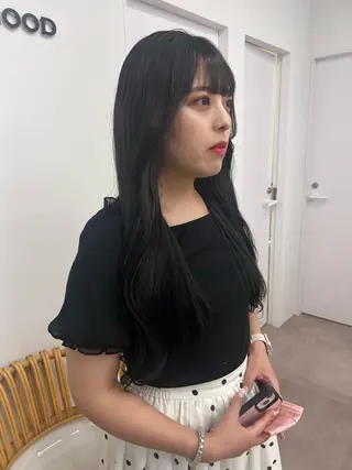 ロング ✨ブリーチ/顔周り レイヤー¦YUKA✨のヘアスタイル