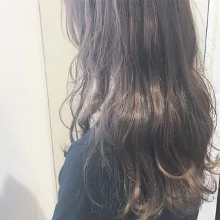 ロング カラー ヘアアレンジ ture by gladのヘアスタイル