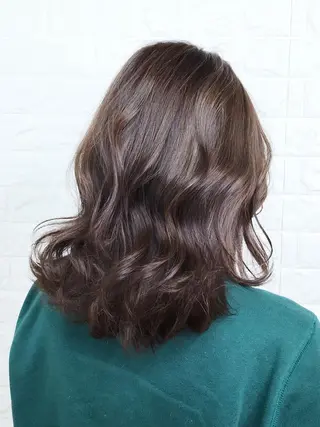 ミディアム カラー エイジングケア特化 美容師✂️山崎竜二のヘアスタイル