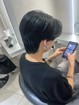 カラー メンズ 韓国メンズ特化 ダウン・毛流れパーマのヘアスタイル