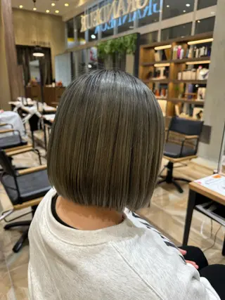 ミディアム 岡山 優芽のヘアスタイル