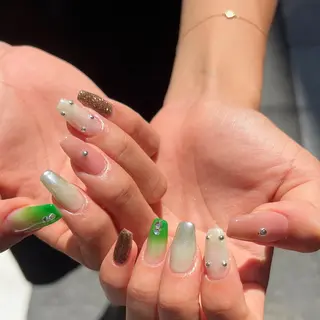 ネイル 河野 弥月のネイルデザイン