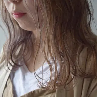 ミディアム カラー ハイトーンカラー RYUのヘアスタイル