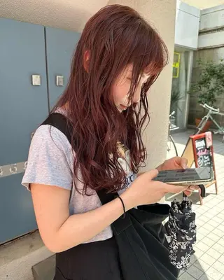 カラー 村松 麻菜のヘアスタイル