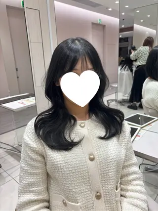 セミロング ヘアアレンジ 透明感カラー / レイヤー/ mamiのヘアスタイル