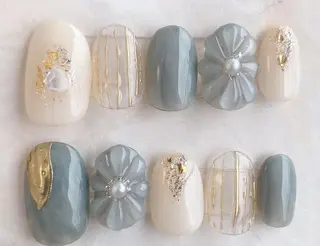 ネイル 艶々の美爪を〜 【リリアーナ】のネイルデザイン