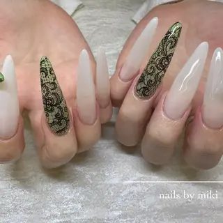 ネイル nail Eclat所属・志賀野 美喜のネイルデザイン