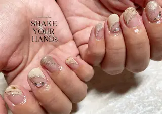 ネイル ネイルスタジオ シェイクユアハンズのネイルデザイン