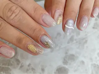 ネイル essence所属・pétit maakoのネイルデザイン