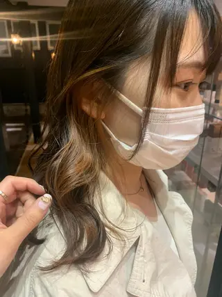 ミディアム カラー 齋藤 志穂のヘアスタイル