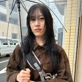 ロング カラー Lilu しずくのヘアスタイル