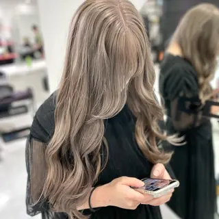 ロング 💍大人デザイン /ハイトーン♡リクトのヘアスタイル