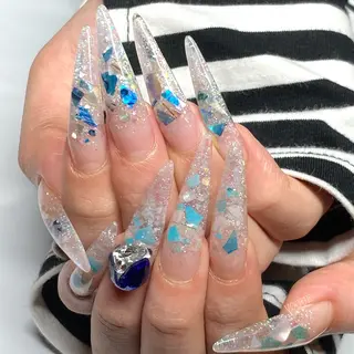 ネイル VOGUE ×SWANのネイルデザイン