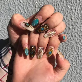 ネイル crestnail所属・小林 束紗のネイルデザイン
