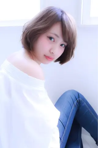 ショート カラー パーマ ヘアアレンジ IVY joure Suzu.のヘアスタイル