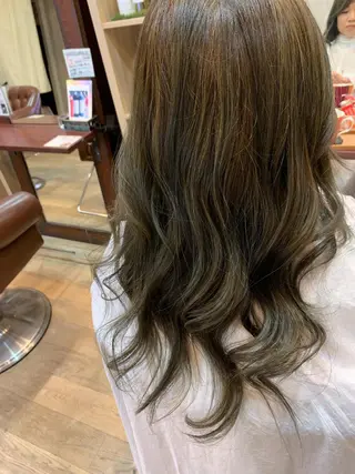 ロング 永田 志織のヘアスタイル