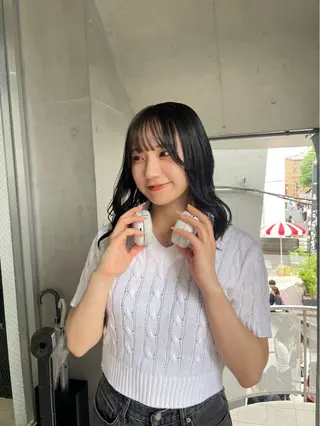カラー ミルクティーベージュ ブリーチ🖤サヤカのヘアスタイル