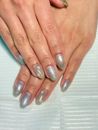 ネイル m.nail所属・梁原 恵のネイルデザイン
