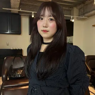 ロング カラー レイヤー/ハッシュ/ ウルフ/透明感カラーのヘアスタイル