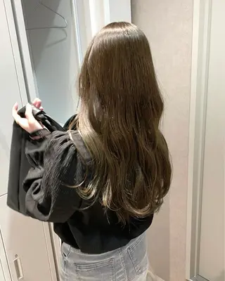 ロング 似合わせ/透明感 /レイヤー/りほ🤍のヘアスタイル