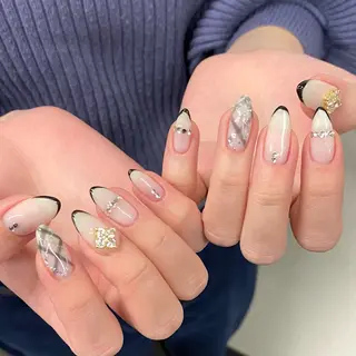 ネイル Jewel. 🥀misatoのマツエク・マツパデザイン