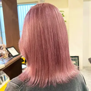 ミディアム カラー Ami ブリーチ/ハイトーンのヘアスタイル