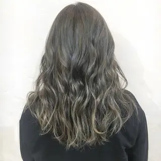 ミディアム カラー パーマ ヘアアレンジ メンズ ネイル マツエク・マツパ 角床直哉 カラーカットNO 1のヘアスタイル