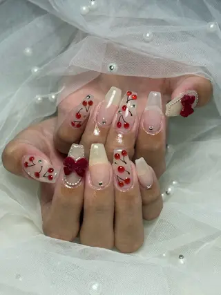 ネイル ✴︎ Delightのネイルデザイン