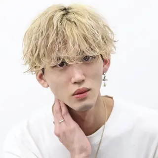 ミディアム カラー パーマ メンズ 垢抜けマッシュ /キョウヘイ😎のヘアスタイル