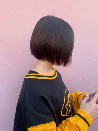 ショート あいさ🤍ムラ無しカ ラー🤍のヘアスタイル