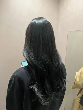 ロング カラー 後藤 愛美/レイヤーカットのヘアスタイル