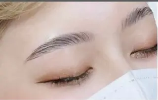 アイブロウ eye list Runa🌿の眉毛・アイブロウイメージ