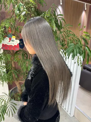 ロング R BEAUTY MAIのヘアスタイル