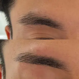 アイブロウ momo🍑/顔周り カット/透明感カラーのヘアスタイル